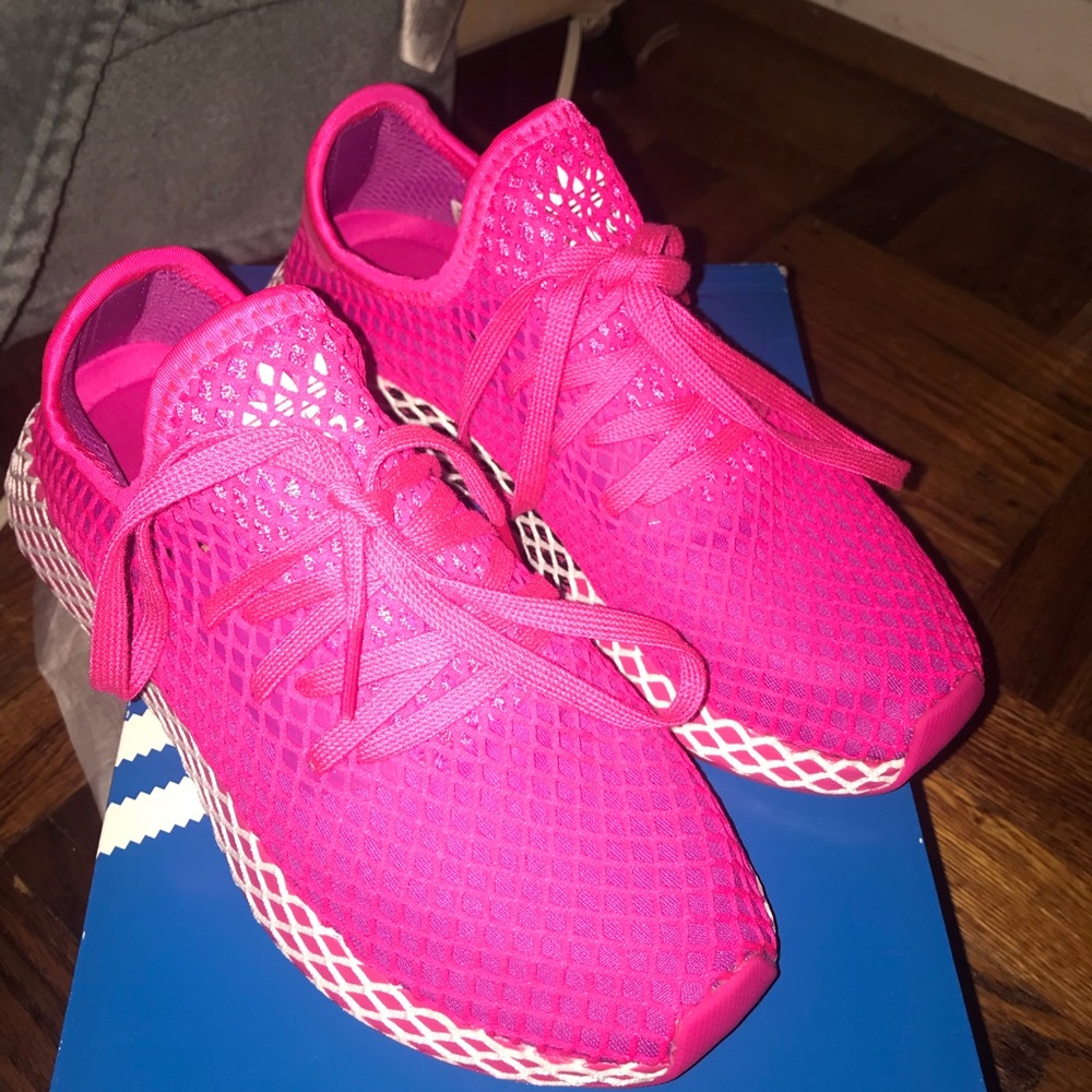 Adidas Sneakers